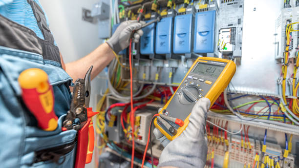 Professional Electrician in Reinbeck, IA
